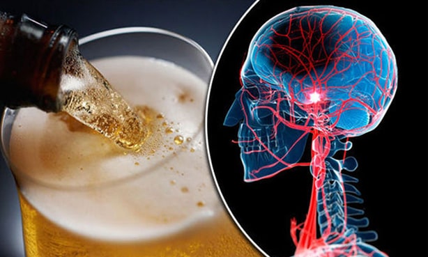 Связь между инсультом и употреблением алкоголя