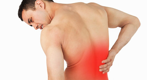 Появляется сильная боль в области спины