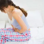В период менструации у женщин в моче определяется больше плоского эпителия
